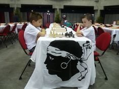 7 000 scolaires concernés par les Echecs à la rentrée ! 7 000 scolaires concernés par les Echecs à la rentrée !