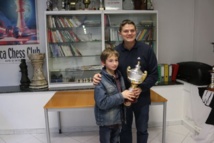 Le premier - 10, Ugo Maurel avec le président du Corsica Chess Club Le premier - 10, Ugo Maurel avec le président du Corsica Chess Club