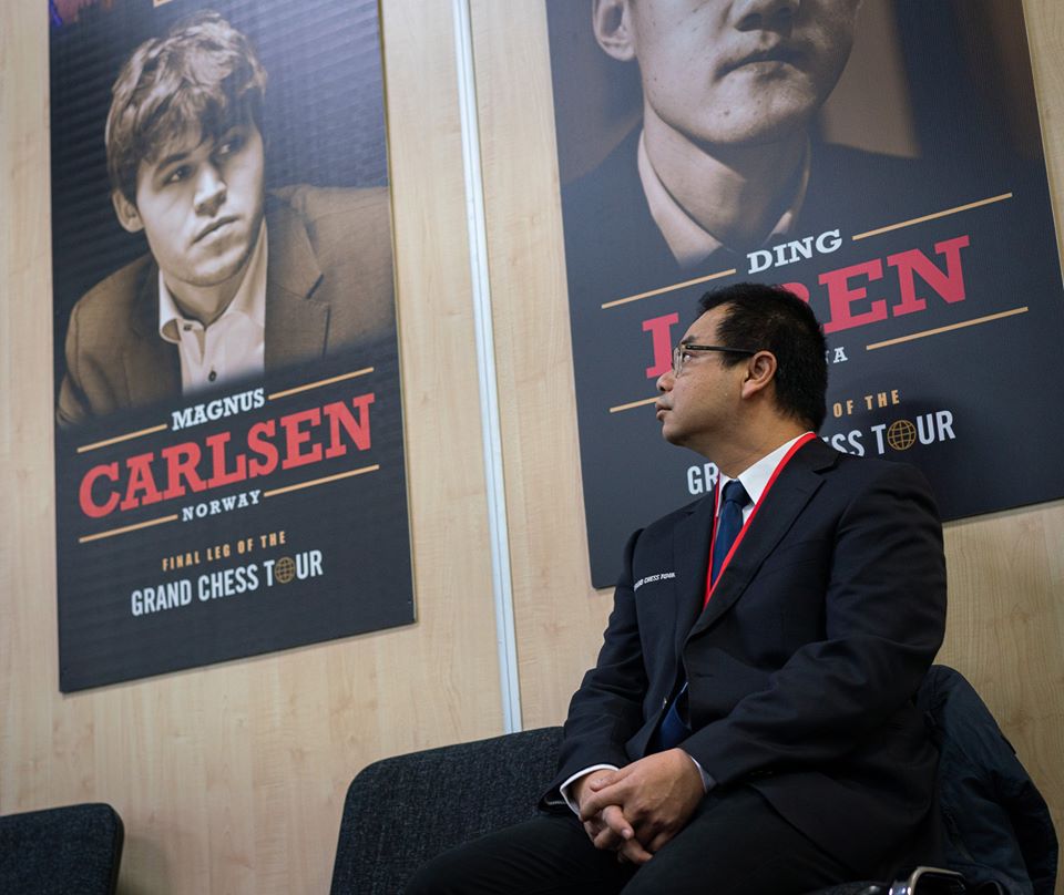 Akkhavanh Vilaisarn arbitre de la finale du Grand Chess Tour à Londres
