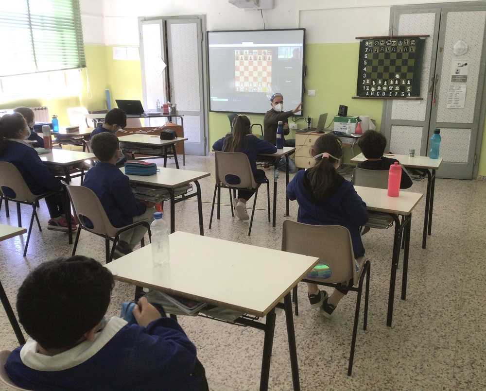 Echecs, langage universel