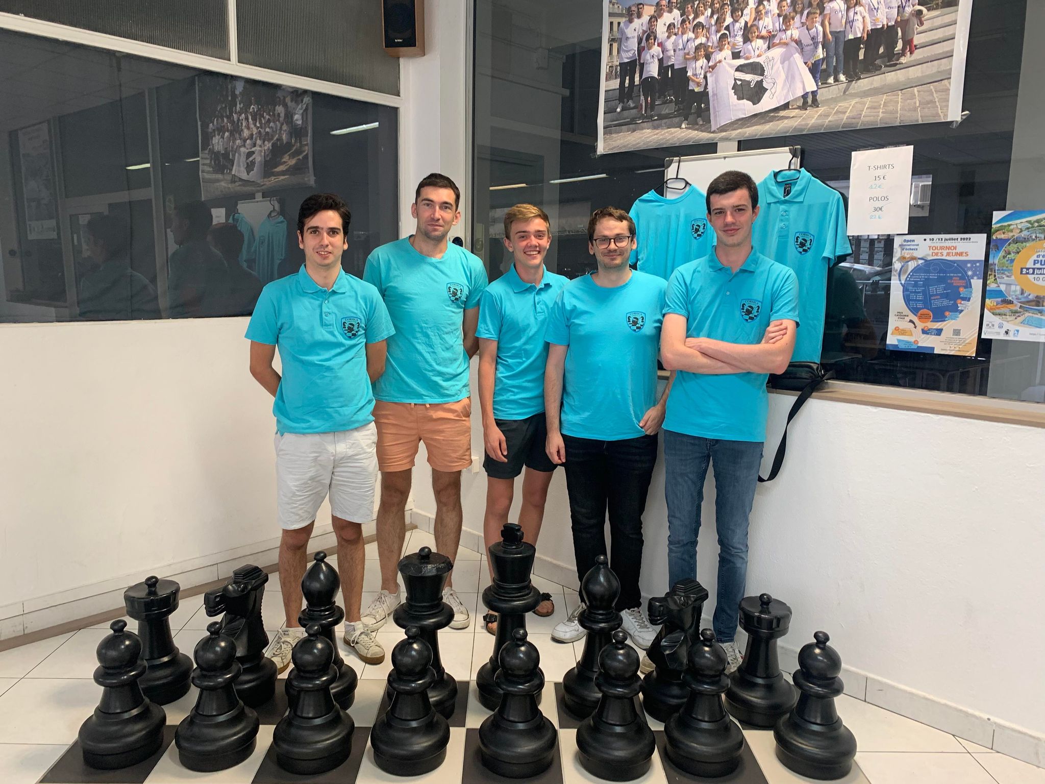 De g.à d. : Julien Morison, Jean-Michel Bigonnet, Pierre-Ange Don Ignazi, Ludovic Utrera, Axel Brunel De g.à d. : Julien Morison, Jean-Michel Bigonnet, Pierre-Ange Don Ignazi, Ludovic Utrera, Axel Brunel