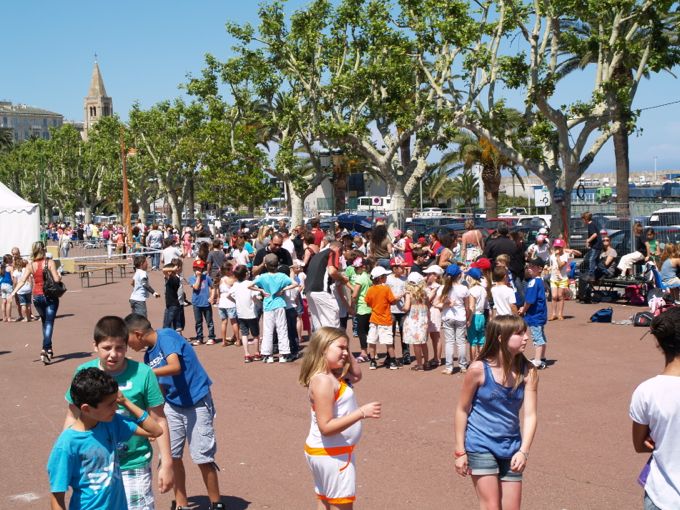 Des milliers d'enfants auront rendez-vous sur la place St-Nicolas