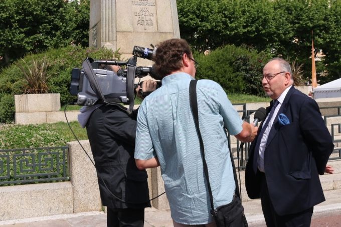 Interview, sur France 3 Corse, de Pierre Trefouret au CNES 