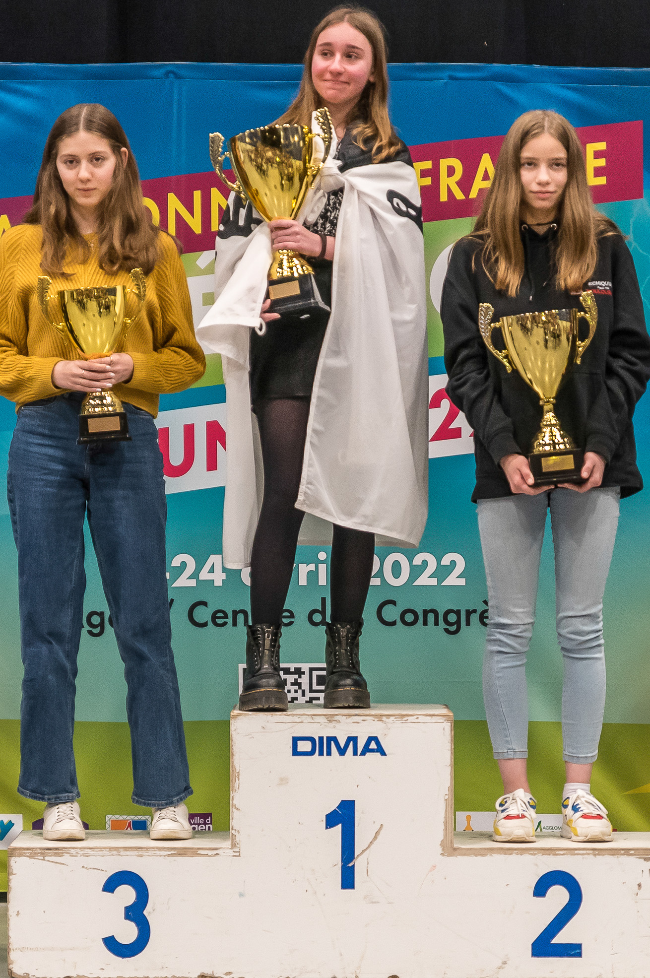 Elora Micheli aux Championnats du monde des jeunes en Roumanie