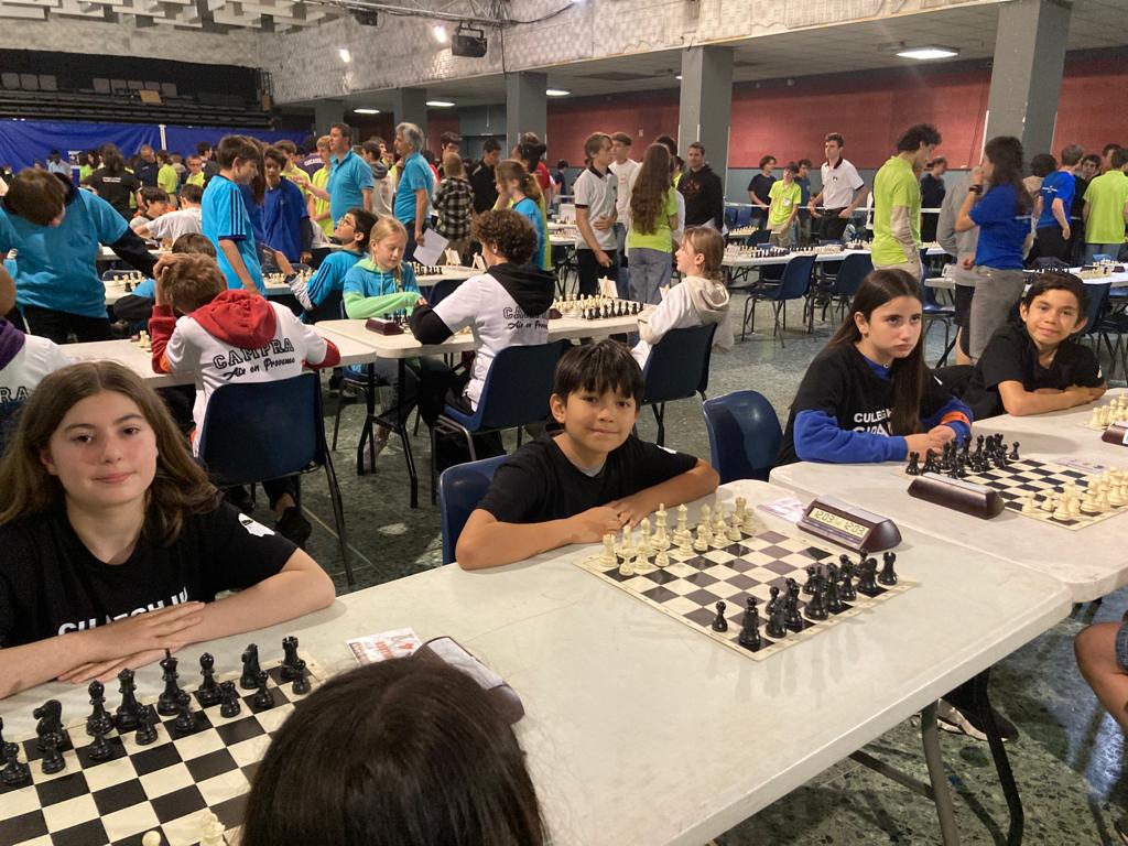 Le Collège Giraud et le Lycée Giocante de Casabianca de Bastia: Champions de France UNSS 2023 !