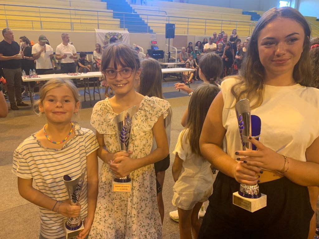 Forum des associations à Calvi : les jeunes championnes du Balagna Chess Club récompensées
