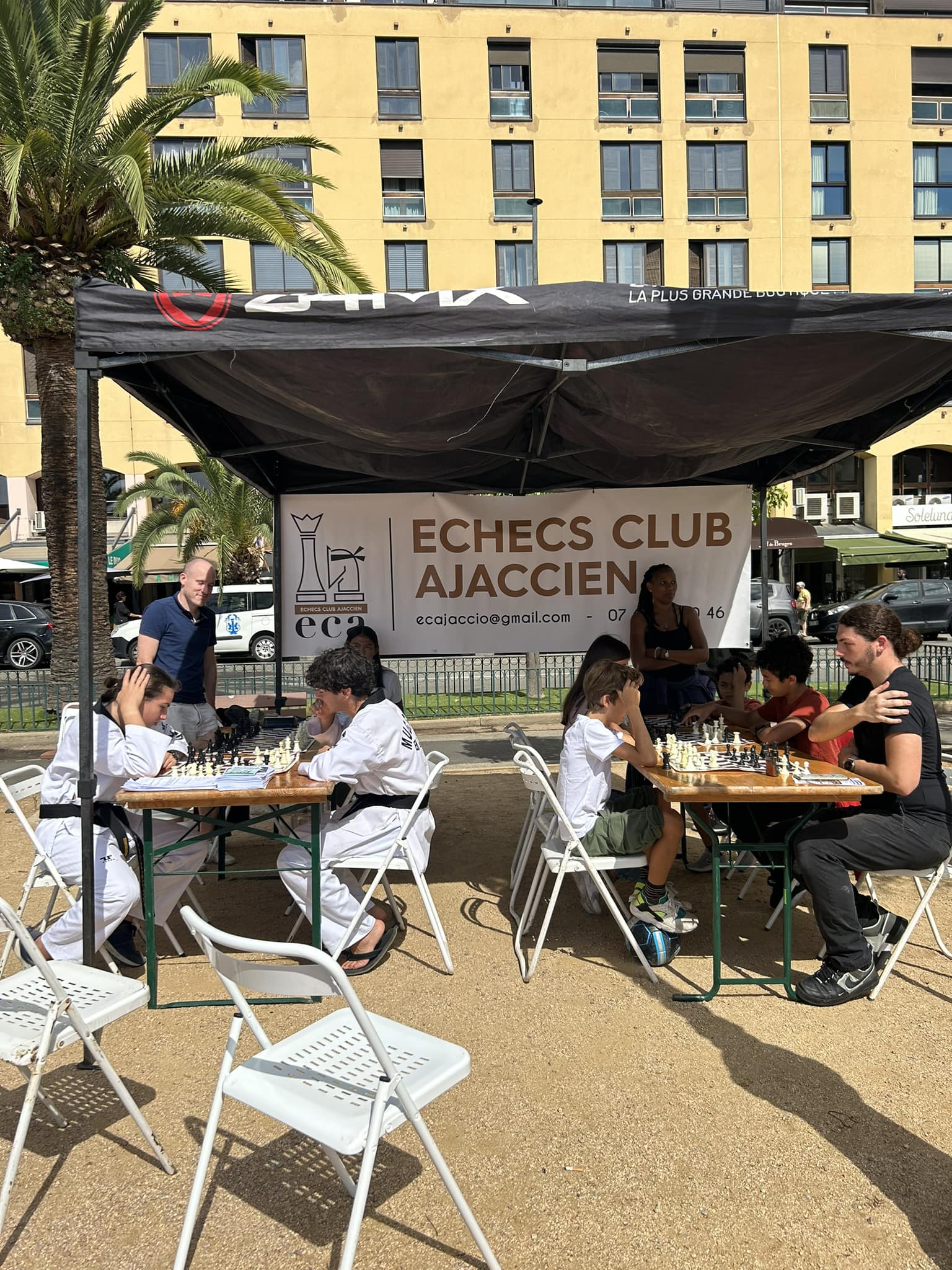 Successu per u stand di i scacchi aiaccini à "associu in festa"