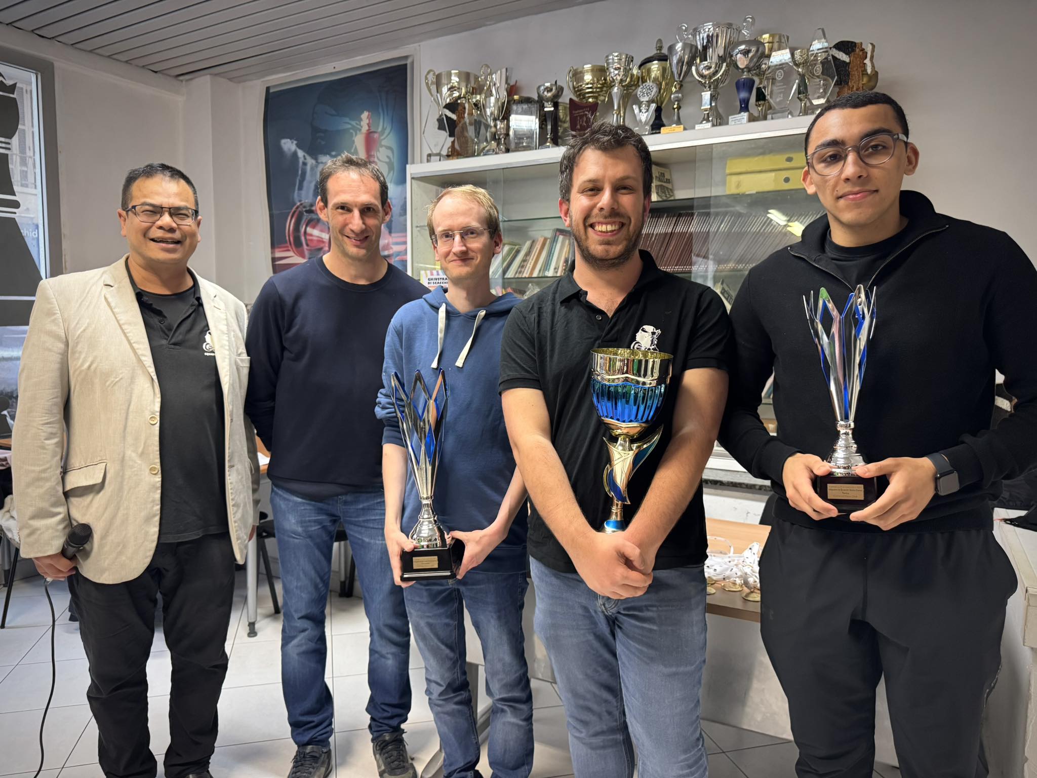 Una ghjurnata d’amicizia, di scacchi è di sustegnu à a lingua corsa ! Una ghjurnata d’amicizia, di scacchi è di sustegnu à a lingua corsa !