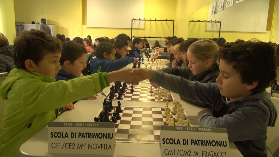 Paesi, Scole è Scacchi in Oletta