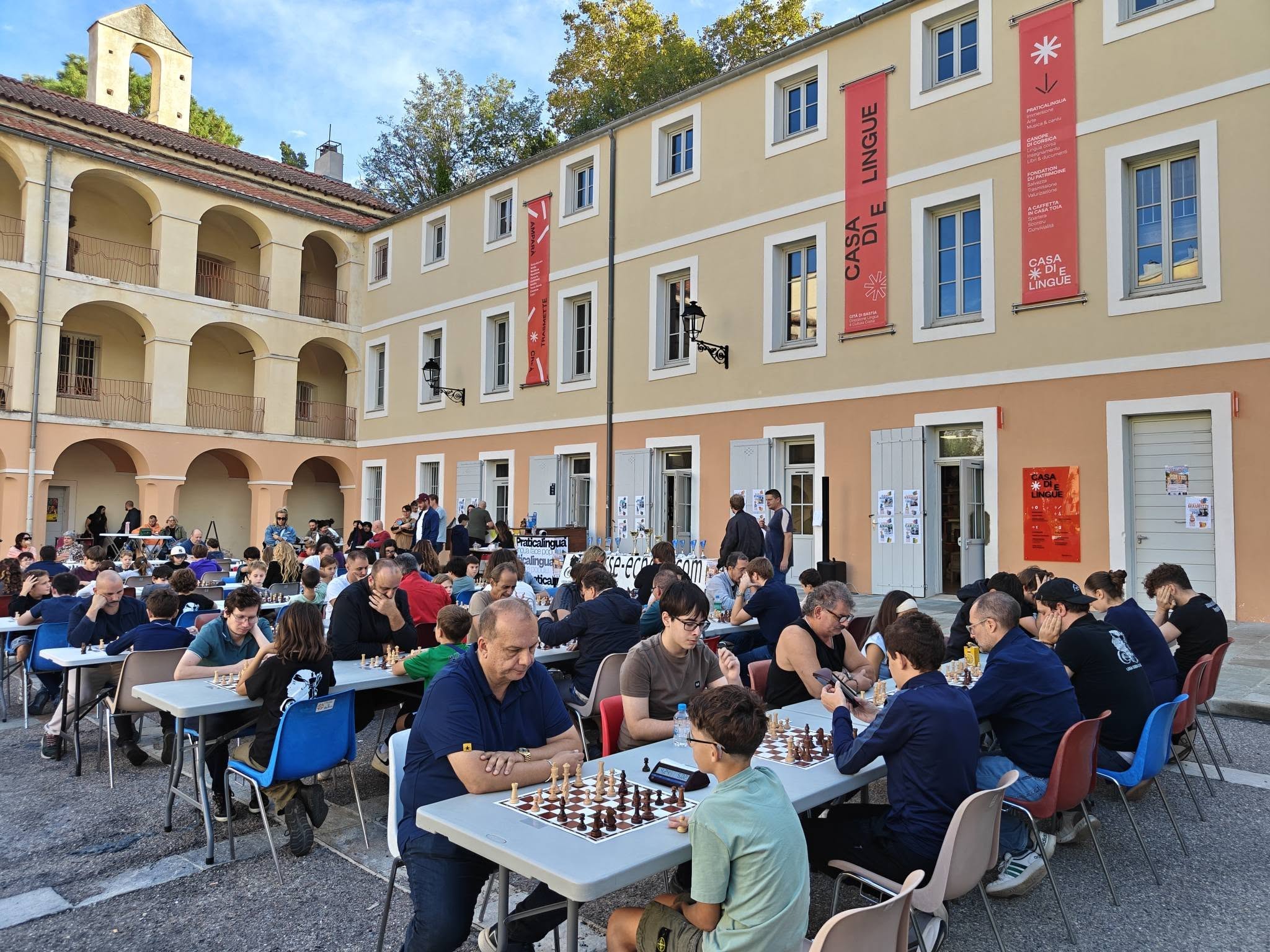 I scacchi è a lingua corsa in festa à a Casa di e Lingue !