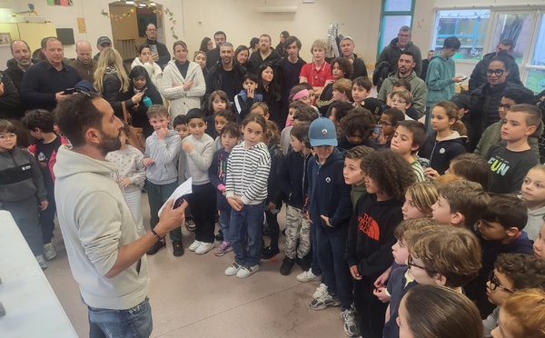 80 enfants réunis autour du plaisir de jouer à Portivechju