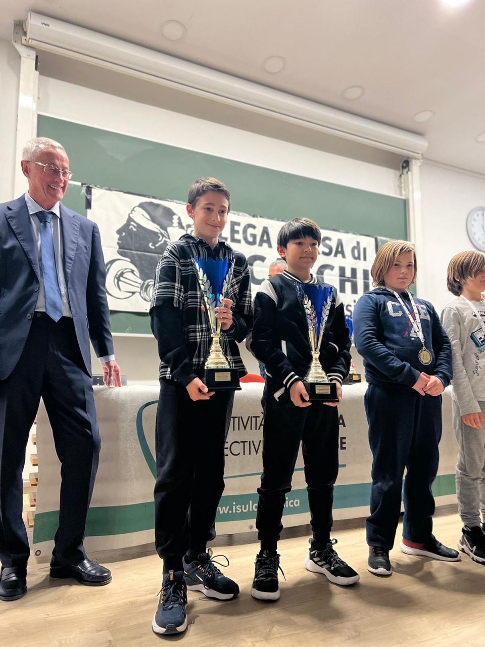 Matteo Bellini Champion U12 et Helio Deladerriere Vice Champion